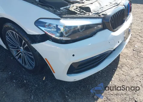 2019 BMW 530I xDrive z USA, uszkodzony, nr VIN WBAJA7C50KWW17686